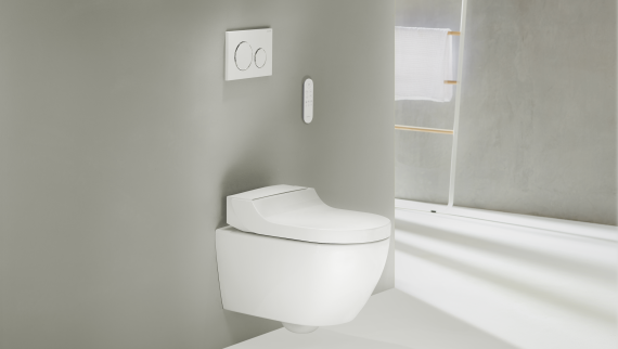 Geberit AquaClean Tuma Comfort z daljinskim upravljalnikom Sigma20