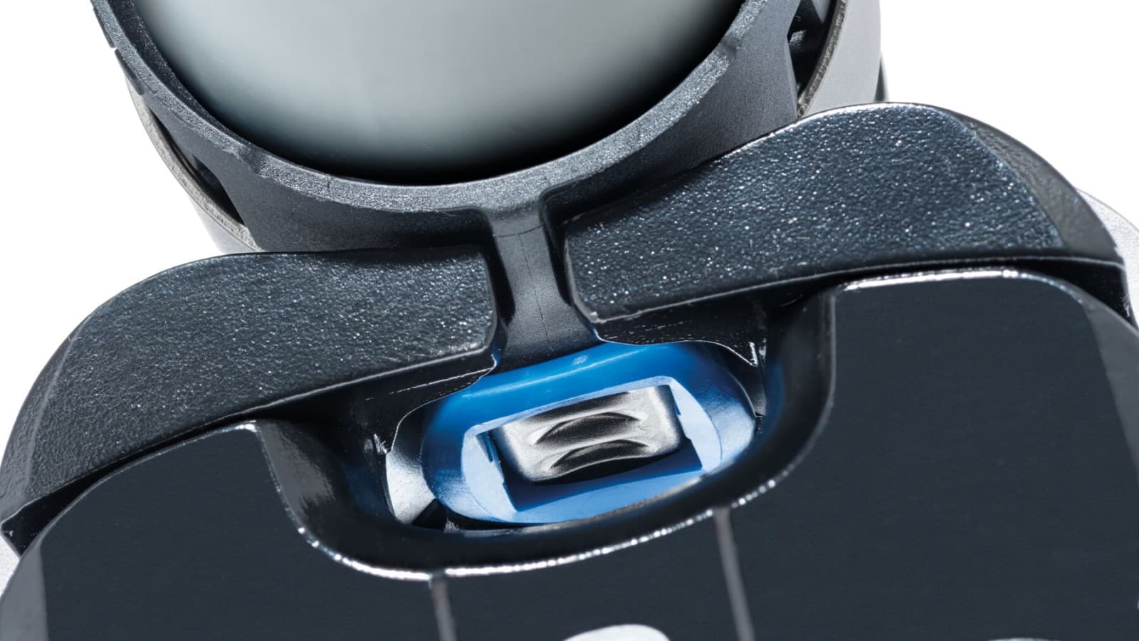 Usmerjanje orodja preko indikatorja za stiskanje z Geberit FlowFit Usmerjanje orodja preko indikatorja za stiskanje z Geberit FlowFit