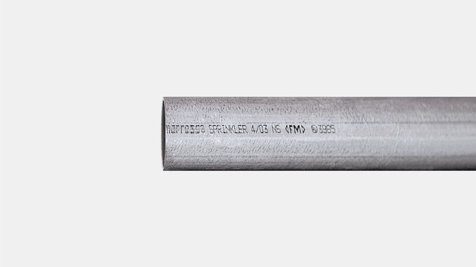 Znotraj in zunaj pocinkana sistemska cev iz Geberit Mapress ogljikovega jekla Znotraj in zunaj pocinkana sistemska cev iz Geberit Mapress ogljikovega jekla